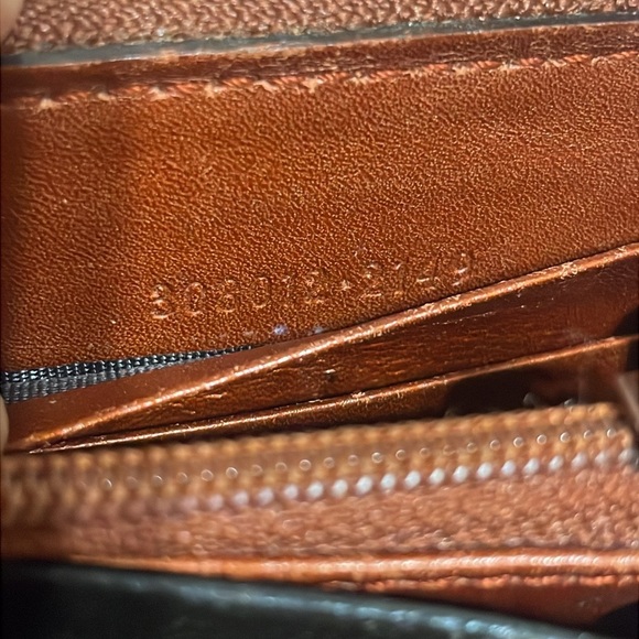 Gucci Orange/Brown Leather Wallet with SilverLogo - Picture 10 of 12